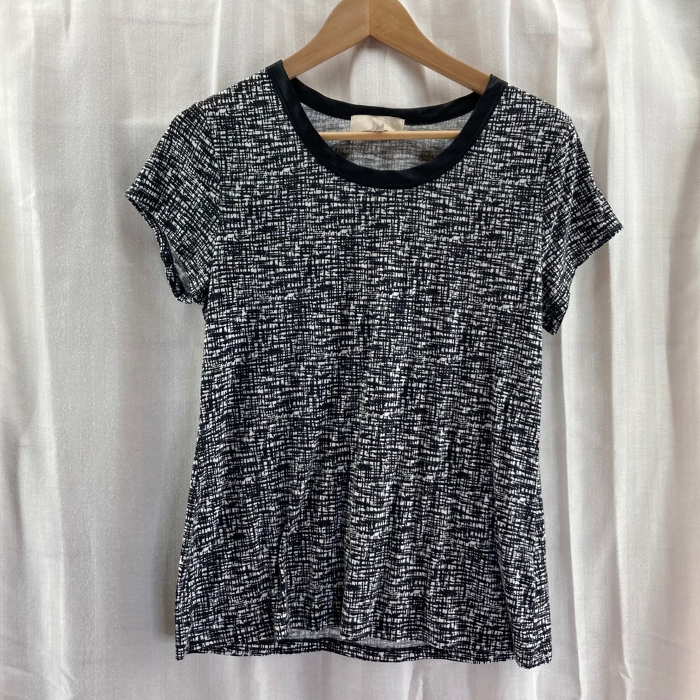 Banana Republic Black & White Abstract Print Short Sleeve T-Shirt Top Large‎